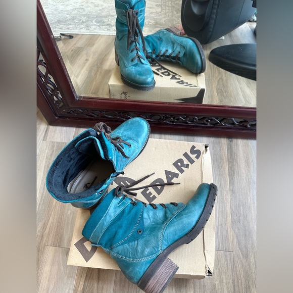 Dromedaries Boots, zipper and laces. Kiara, Teal size 9.5 - Picture 10 of 13